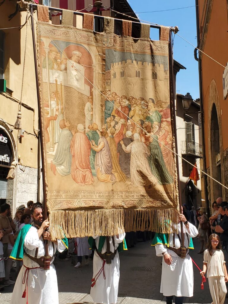 Banner depicting miracle 2